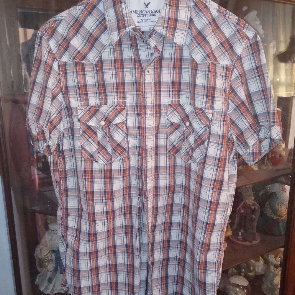MENS SMALL AMERICAN EAGLE BUTTON DOWN